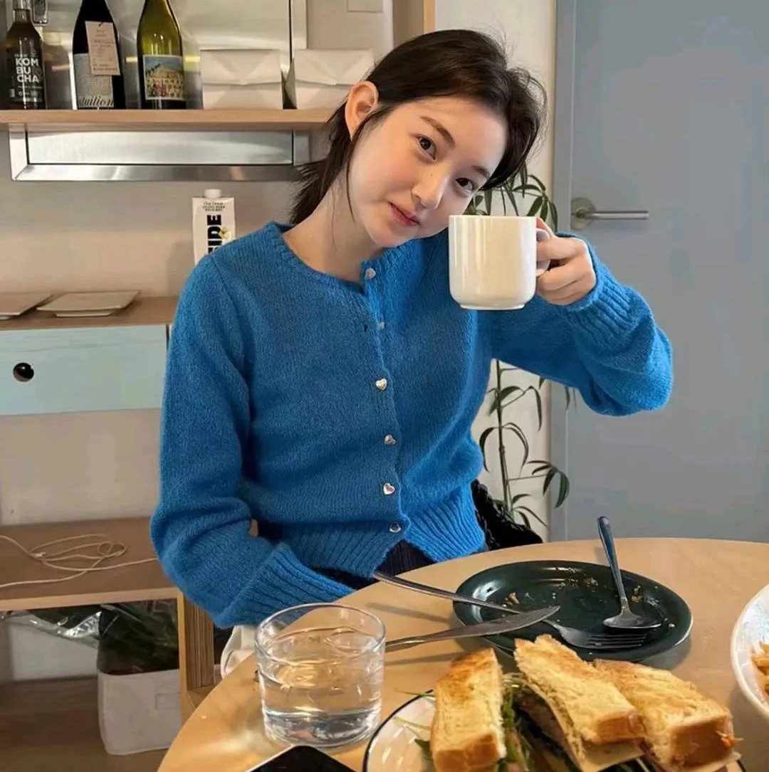 莺燕嬉春
